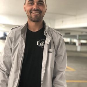 Meet your Posher, Jonathan